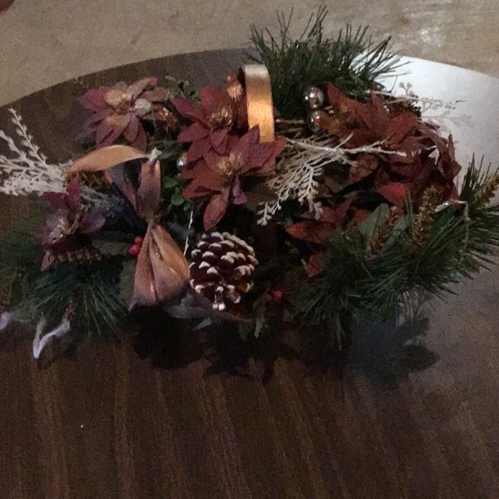 Winter centerpiece